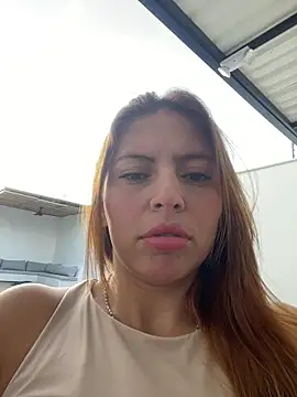 Snapshot of ROSE__15 chatting on 11-12-25, 11:21 ROSE 15 online show from 11-12-25, 11:21