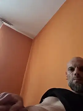 Snapshot of Ladyshaker82 chatting on 11-01-25, 02:52 Ladyshaker82 online show from 11-01-25, 02:52