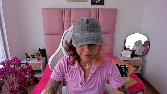 katalina garcia online show from 02-14-26, 02:47