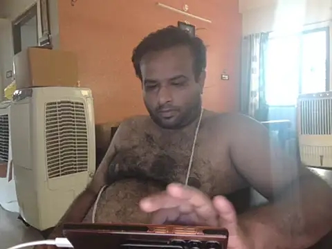 Snapshot of sura11311 chatting on 06-08-26, 07:20 sura11311 online show from 06-08-26, 07:20