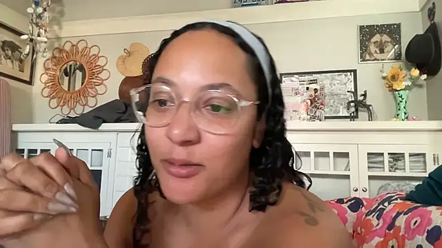 dreamyriri online show from 03-12-26, 06:47