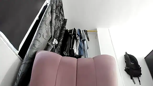 natalia hottman online show from 10-09-25, 04:05