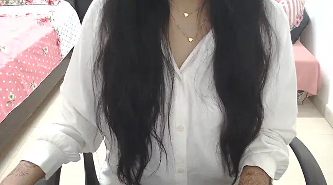 Princess Sara online show from 02-26-25, 08:48