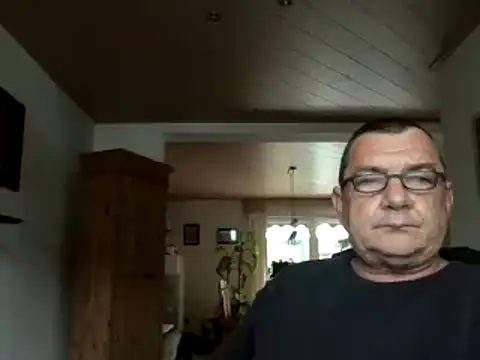 Nobbie444 online show from 05-11-26, 12:22