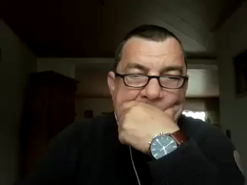 Nobbie444 online show from 05-12-26, 07:49