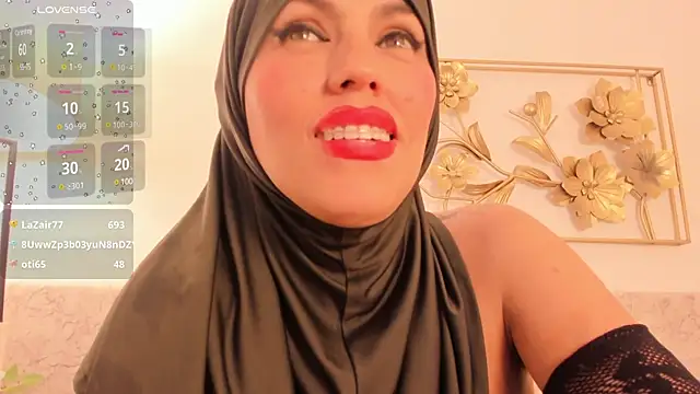 Snapshot of hanajameela chatting on 02-06-25, 02:58 hanajameela online show from 02-06-25, 02:58