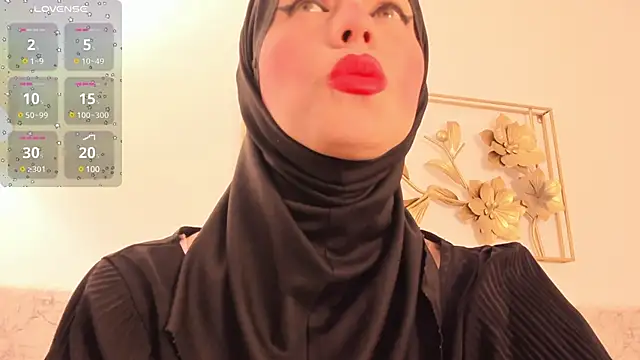 Snapshot of hanajameela chatting on 02-13-25, 11:39 hanajameela online show from 02-13-25, 11:39
