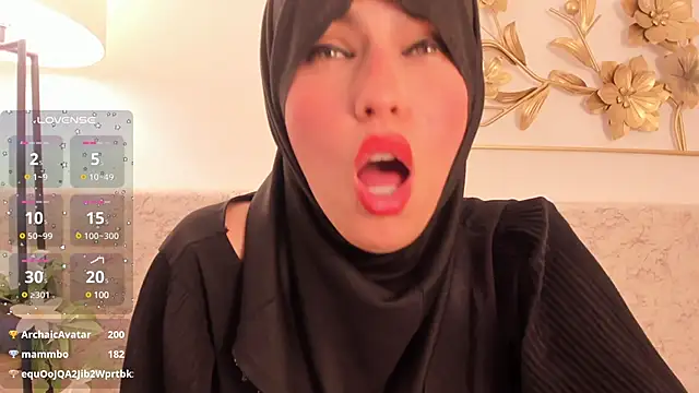 Snapshot of hanajameela chatting on 03-20-25, 03:04 hanajameela online show from 03-20-25, 03:04