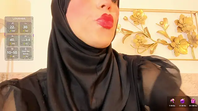 Snapshot of hanajameela chatting on 04-25-26, 01:14 hanajameela online show from 04-25-26, 01:14