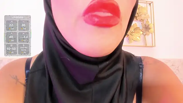 Snapshot of hanajameela chatting on 06-23-26, 11:52 hanajameela online show from 06-23-26, 11:52