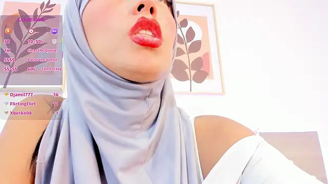 Snapshot of hanajameela chatting on 07-28-26, 12:48 hanajameela online show from 07-28-26, 12:48