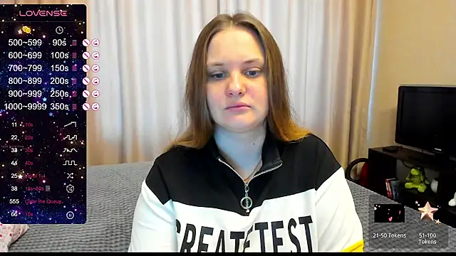 Snapshot of AlanaBrox chatting on 02-09-25, 11:36 AlanaBrox online show from 02-09-25, 11:36