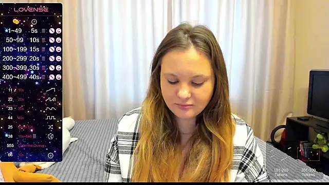 Snapshot of AlanaBrox chatting on 02-12-25, 09:31 AlanaBrox online show from 02-12-25, 09:31