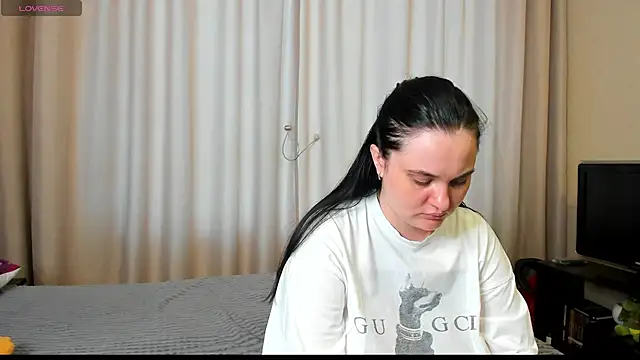 AlanaBrox online show from 06-26-26, 10:30