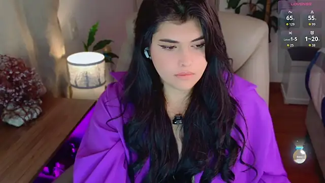 Alyaa s online show from 06-10-26, 01:54