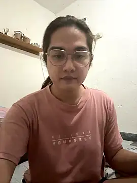 MarieLoveGlamorous online show from 01-12-26, 10:59