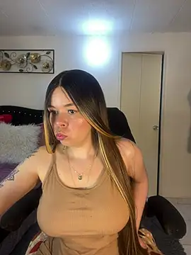 carolina16love online show from 04-21-26, 06:12