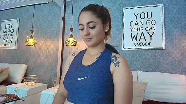 Emiily W online show from 01-27-25, 02:24