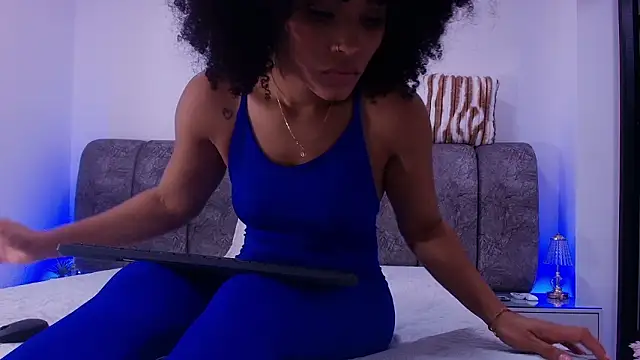 naia blessed online show from 02-05-26, 07:18