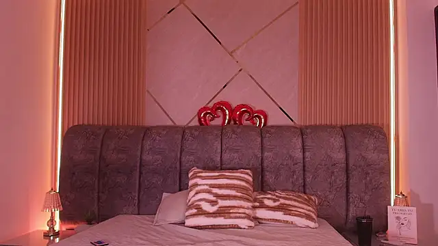 naia blessed online show from 02-26-26, 07:13