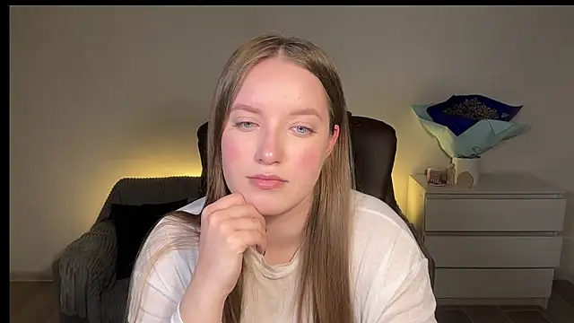 EvaMaddison online show from 03-25-26, 04:57