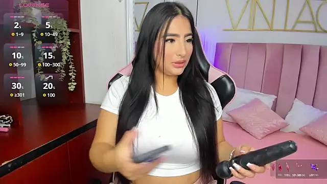 amy-thomson1 online show from 09-12-25, 11:54