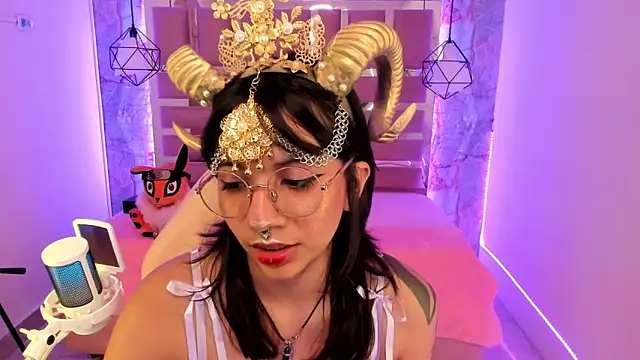 Nami usagi online show from 01-06-25, 03:19