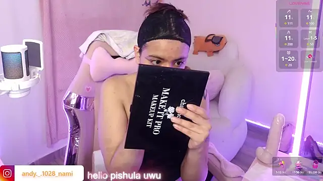 Nami usagi online show from 10-22-25, 03:23