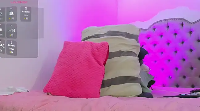 saammii  online show from 02-25-25, 11:11