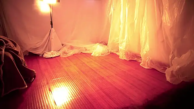 HannaMoom online show from 11-19-25, 10:32