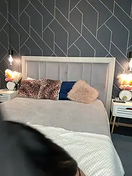 EmyLaveau online show from 02-18-25, 02:38