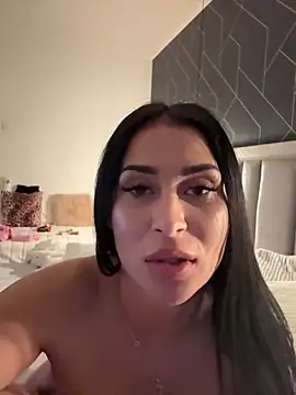 EmyLaveau online show from 03-18-25, 03:21