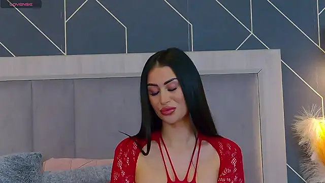 EmyLaveau online show from 02-02-26, 06:12