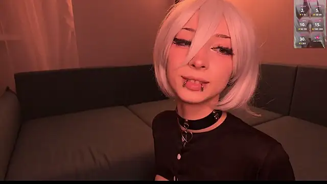 Snapshot of Handsomepure chatting on 05-18-26, 11:21 Handsomepure online show from 05-18-26, 11:21