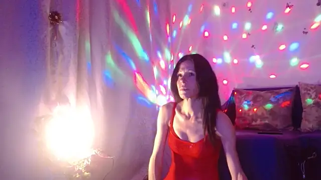 ElysaSun online show from 10-19-25, 05:24