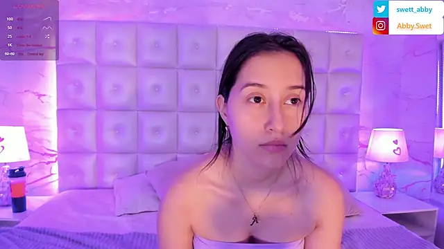 Snapshot of Abby_Sweet1_ chatting on 02-23-25, 11:44 Abby Sweet1  online show from 02-23-25, 11:44