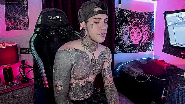 josh  ackerman online show from 12-30-24, 07:04