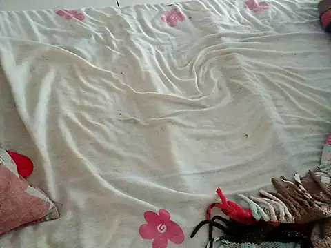 Snapshot of JamesQuaresma chatting on 10-01-25, 12:11 JamesQuaresma online show from 10-01-25, 12:11