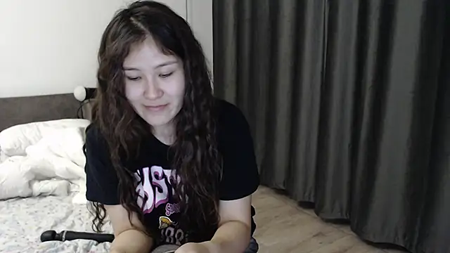 Riz girl online show from 09-14-25, 02:16