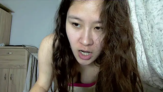 Riz girl online show from 01-11-26, 08:52