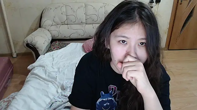 Riz girl online show from 03-17-26, 06:44