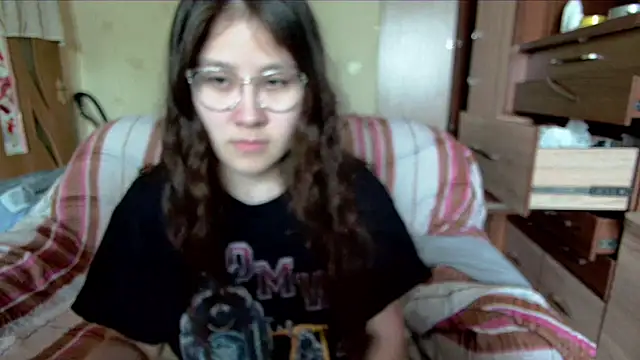 Riz girl online show from 05-01-26, 04:17