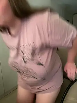 remirann  online show from 03-12-25, 01:51