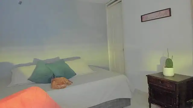 rosaaliiaa1 online show from 01-17-26, 10:57