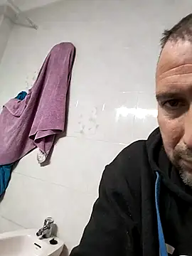 juandi21cm online show from 02-09-25, 04:07