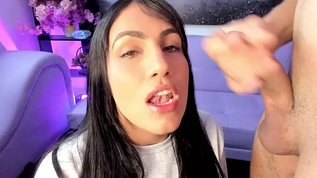 brianna sexy00 online show from 08-01-26, 06:34