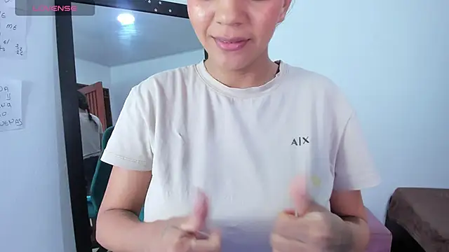 MaiaPetitte  online show from 03-20-25, 08:51