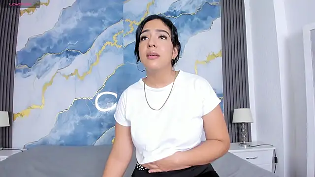 Kylieandjhonny online show from 11-25-25, 07:47