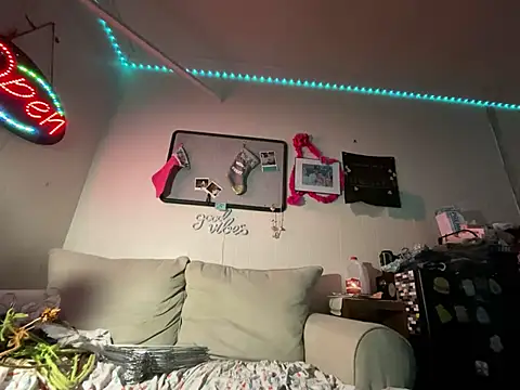 Snapshot of WhiteChocalate_69 chatting on 03-02-25, 11:07 WhiteChocalate 69 online show from 03-02-25, 11:07