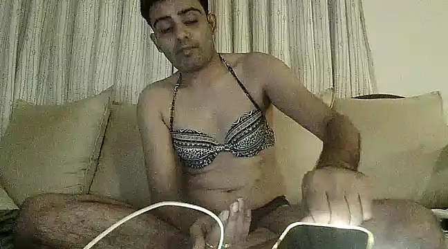 Snapshot of king_kong_india1 chatting on 02-24-25, 07:30 king kong india1 online show from 02-24-25, 07:30